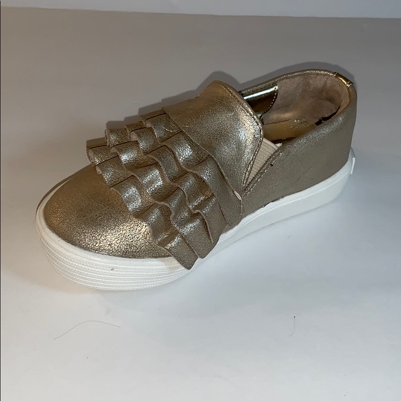 Kenneth Cole Kids Shoes - Assorted Sizes - Picture 4 of 6